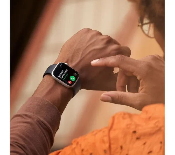 Apple Watch Series 8 GPS, 41mm Midnight Aluminium Case with Midnight Sports Band - M/L - Pristine