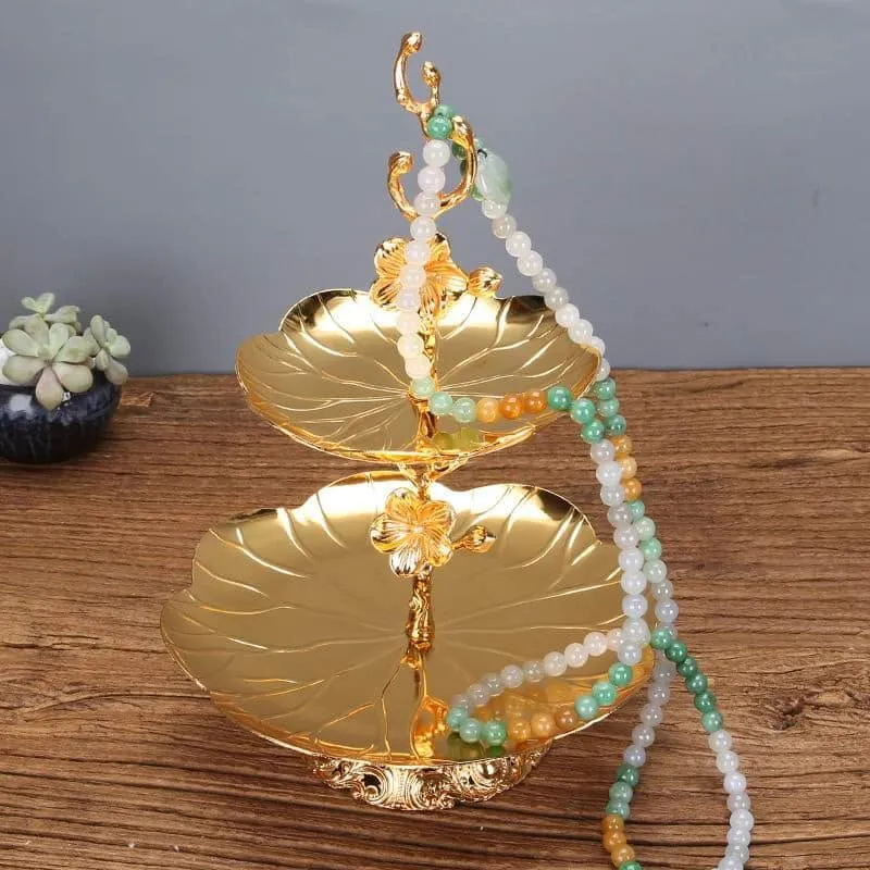 High-Quality Wedding Cake Stand in Gold