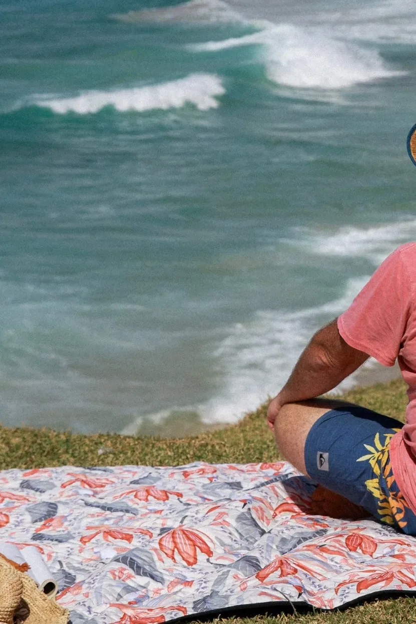 HUMMINGBIRD PICNIC RUG