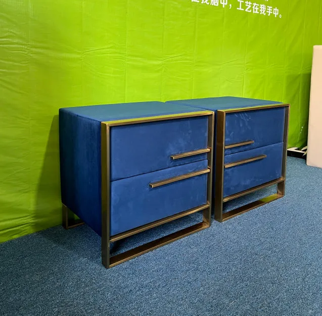 Tables  طاولات